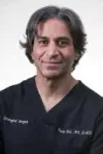 dr vijay goli urologist.